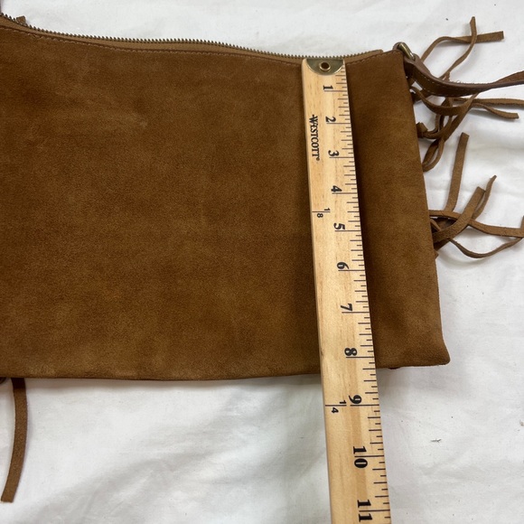 UGG Lea Fringe Crossbody Suede Purse with Dust Bag A070822 - Picture 2 of 8